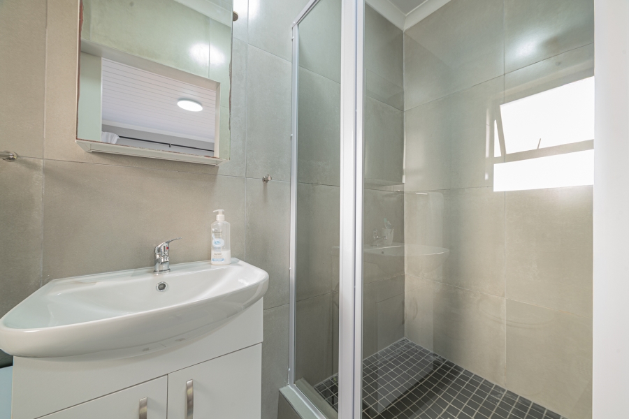 3 Bedroom Property for Sale in Dwarswegstrand Western Cape